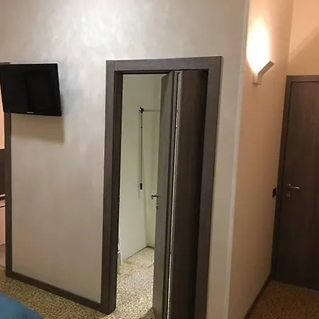 Bissolati Nocleg ze śniadaniem Brescia